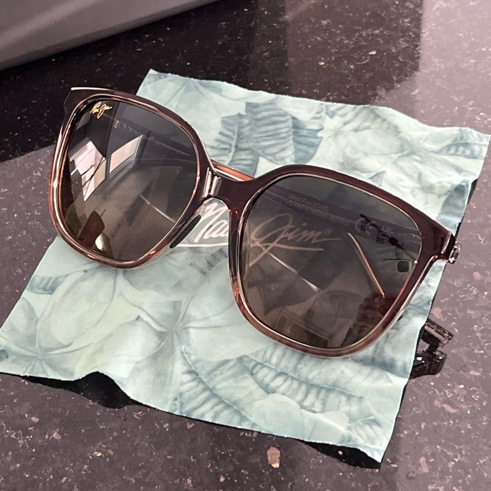 Maui Jim GOOD FUN MJ HS871-01 Cat Eye Polarized Sunglasses